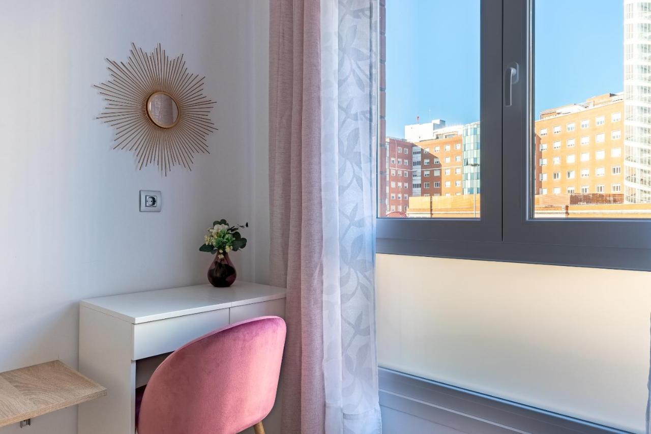 Cruces Metro Rooms Баракалдо Екстериор снимка