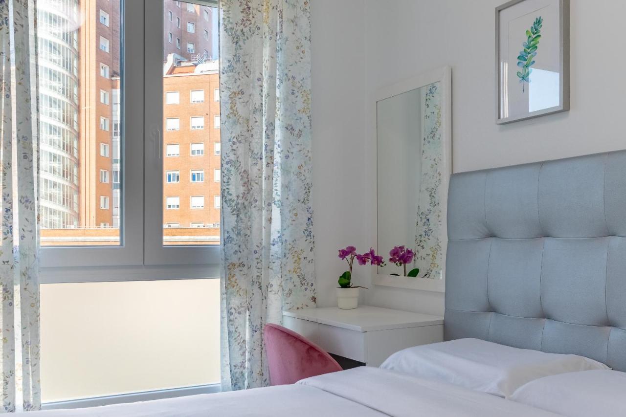 Cruces Metro Rooms Баракалдо Екстериор снимка