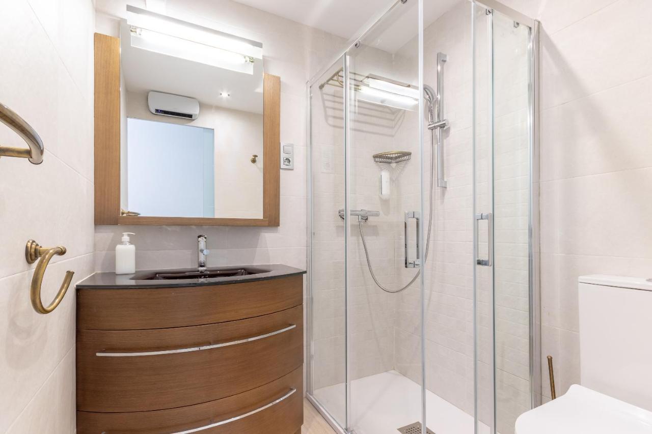 Cruces Metro Rooms Баракалдо Екстериор снимка