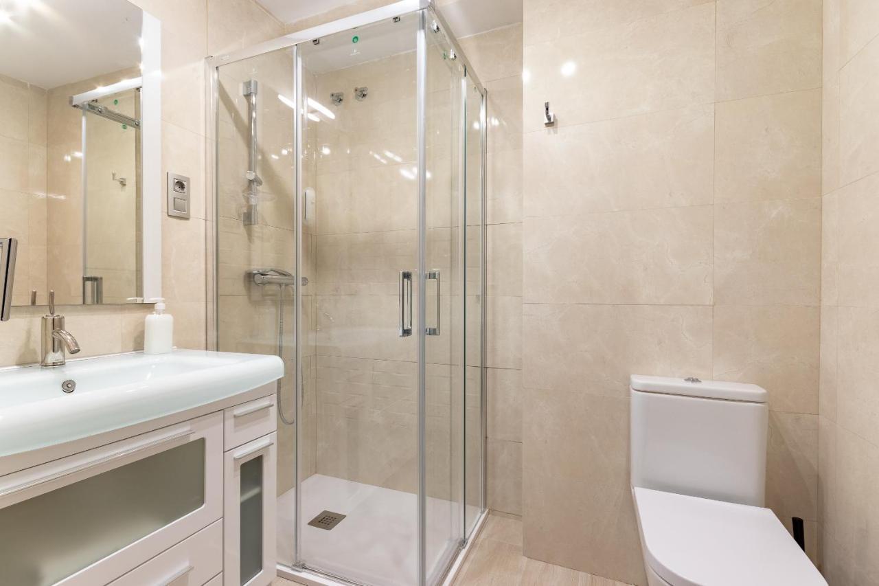 Cruces Metro Rooms Баракалдо Екстериор снимка