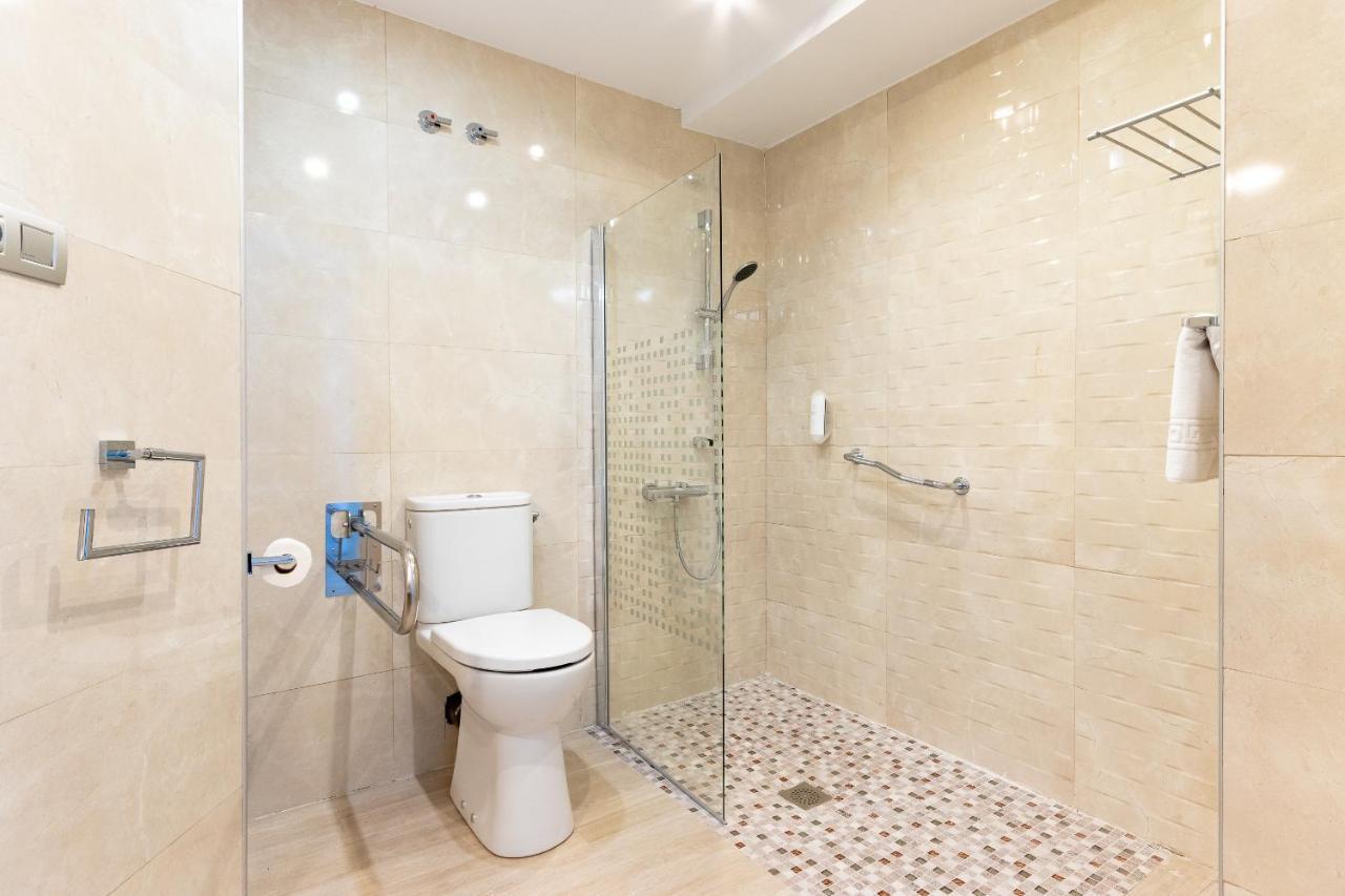 Cruces Metro Rooms Баракалдо Екстериор снимка