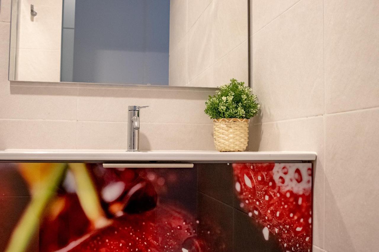 Cruces Metro Rooms Баракалдо Екстериор снимка